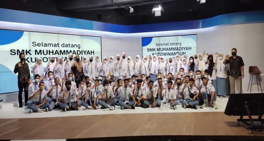 SMK MuhiKu Kunjungan Industri ke Beberapa Perusahaan di Jawa Timur
